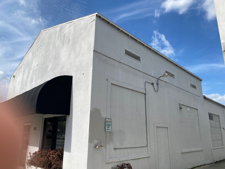 More Photos Of 1021 W Fairbanks Ave, Winter Park Freestanding For Sale