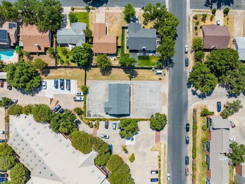 More Photos Of 5206 Wind River Rd, Austin Office For Sale