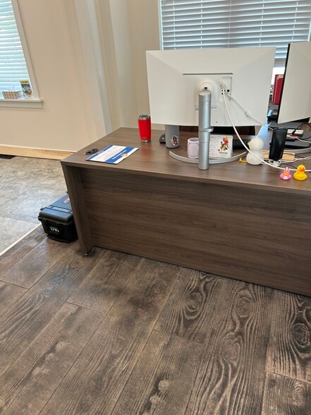 More Photos Of 208 W Penn Ave, Wernersville Office Residential For Lease