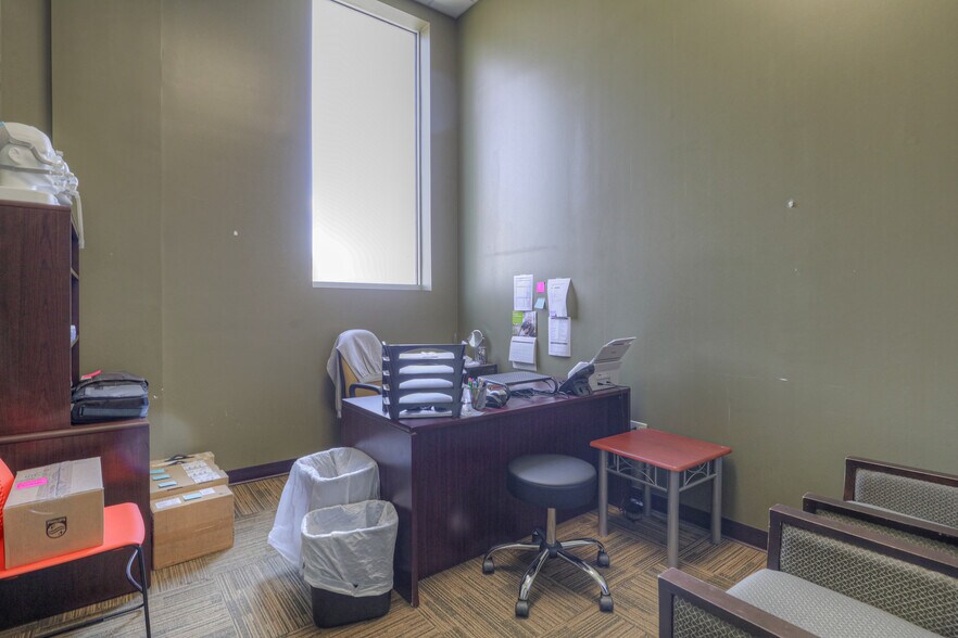 More Photos Of 1811 Charlotte Ave, Nashville Storefront Retail Office For Sale