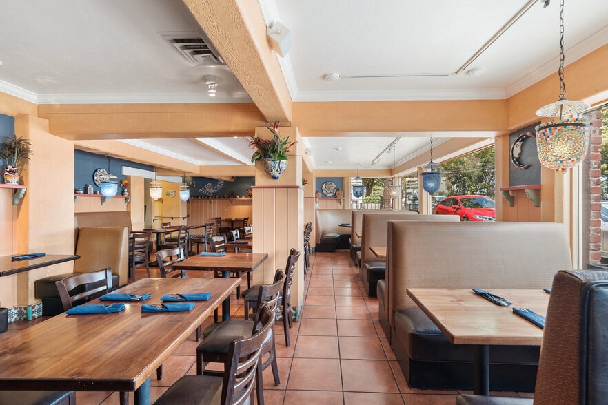 More Photos Of 2009 Bridgeway, Sausalito Restaurant For Lease
