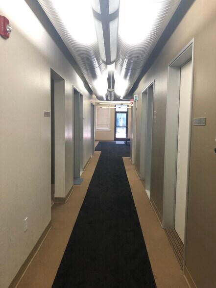 More Photos Of 1600 Norris Rd, Bakersfield Office For Sale