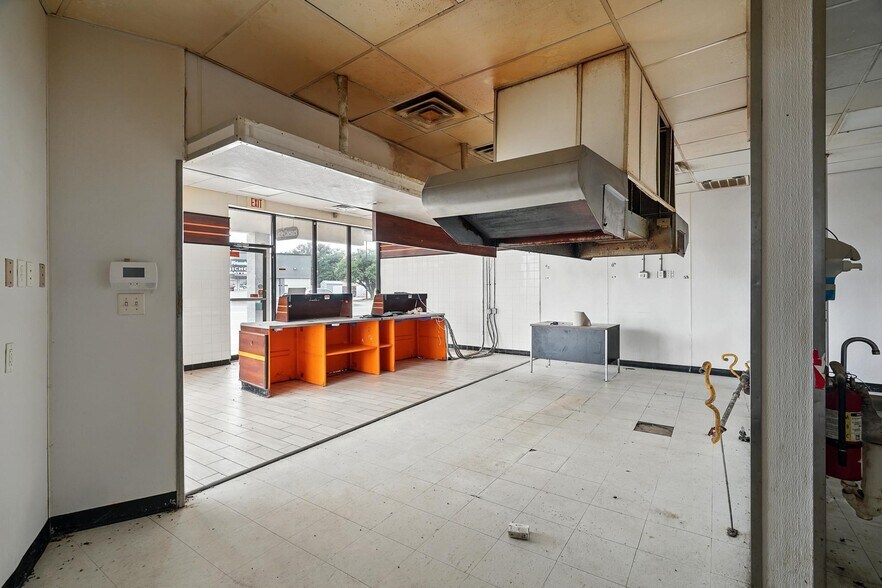 More Photos Of 4102 Buffalo Gap Rd, Abilene Unknown For Lease