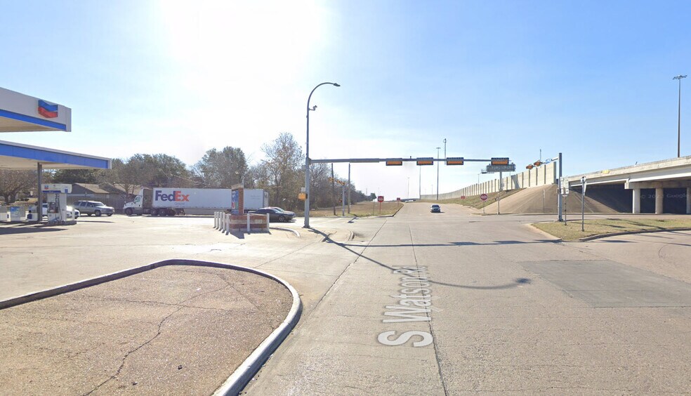 More Photos Of 2600 E Park Row, Arlington Land For Sale