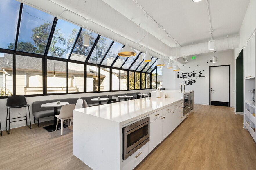 More Photos Of 1485 Treat Blvd, Walnut Creek Loft Creative Space For Lease