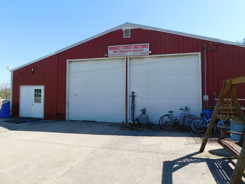 Primary Photo Of 1000 W Market St, Salem Office For Sale