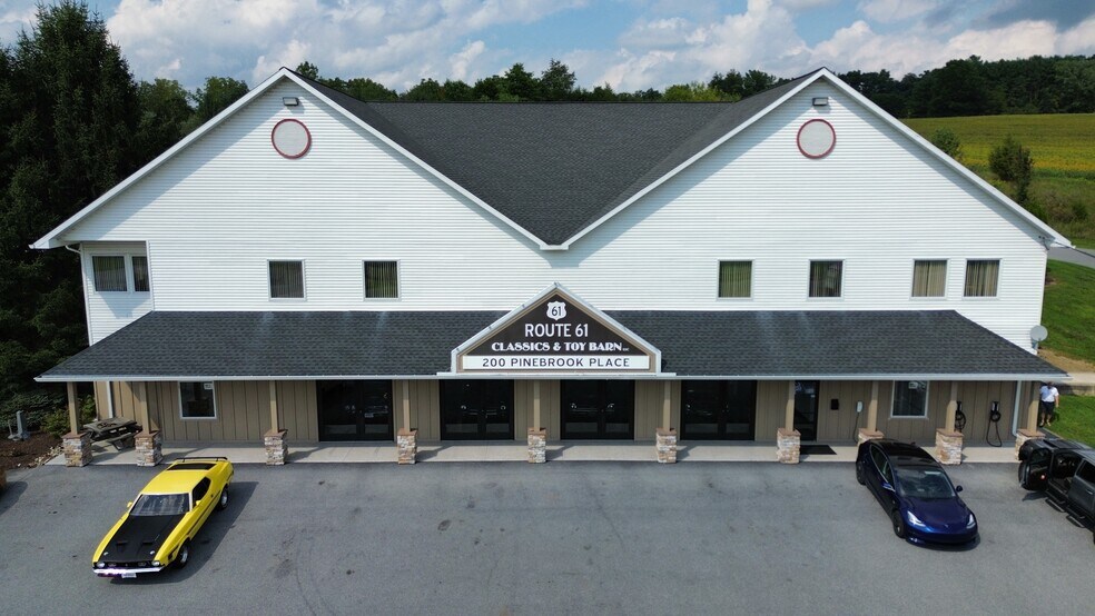 More Photos Of 200 Pine Brook Pl, Orwigsburg Office For Sale