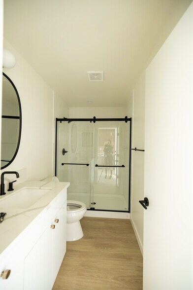 More Photos Of 330 S Horne St, Oceanside Apartments For Sale