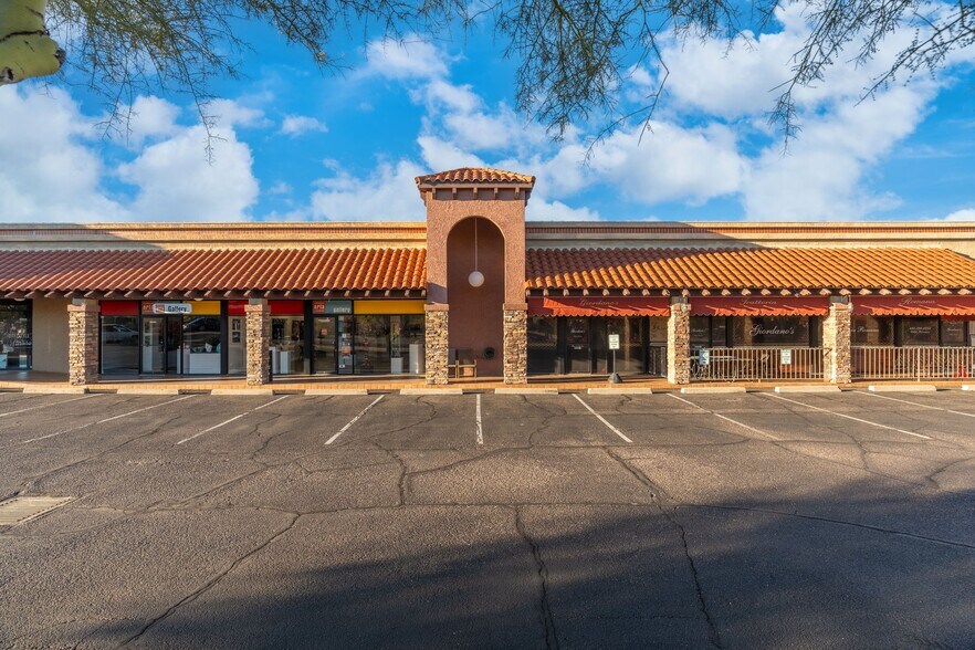 More Photos Of 7275 E Easy St, Carefree Restaurant For Lease