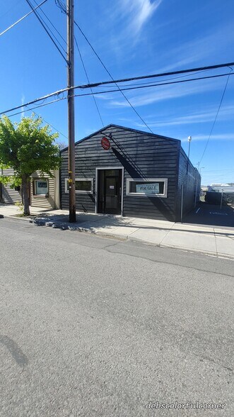 More Photos Of 162 E Main St, Klamath Falls Freestanding For Sale
