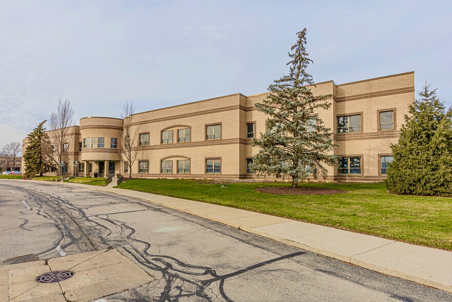 More Photos Of 3021 E 98th St, Indianapolis Unknown For Lease