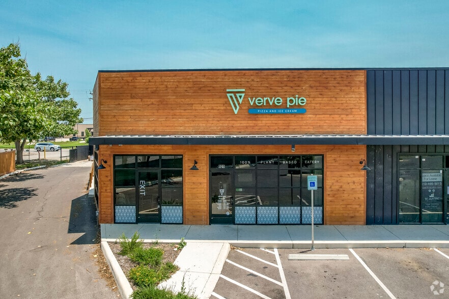 More Photos Of 313 FM 1103, Cibolo Freestanding For Lease