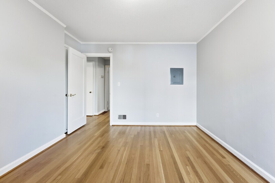 More Photos Of 1607-1611 NE 16th Ave, Portland Office For Lease