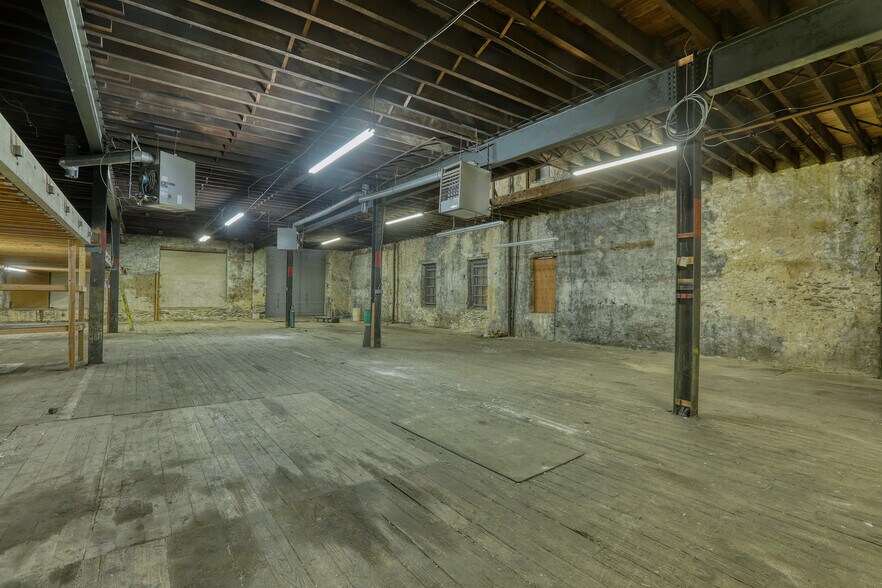 More Photos Of 5416 Lena St, Philadelphia Warehouse For Sale