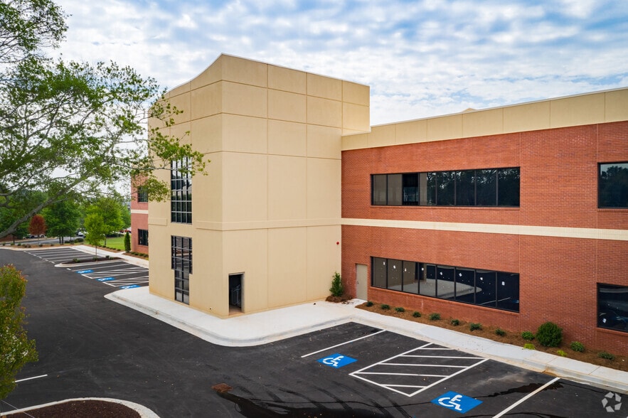 More Photos Of 1272 Virgil Langford Rd, Watkinsville Medical For Lease