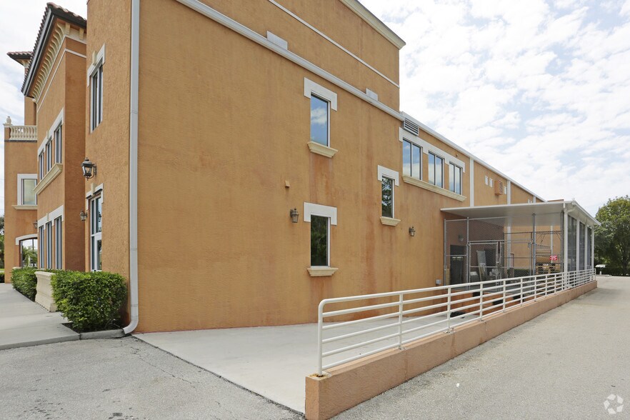 More Photos Of 3333 Renaissance Blvd, Bonita Springs Office For Lease