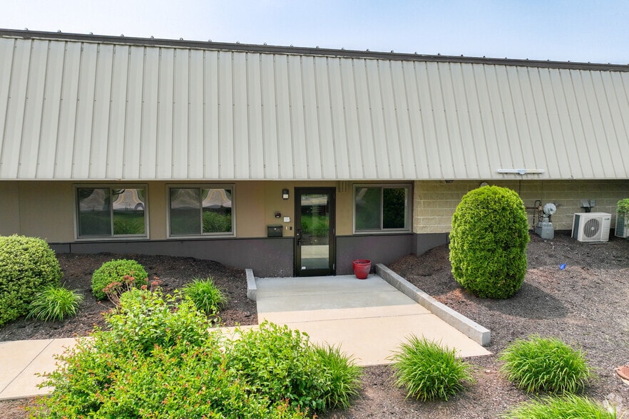 More Photos Of 6 Norfolk Ave, Easton Warehouse For Sale