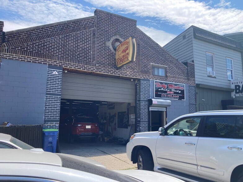 Primary Photo Of 875 Broadway, Newark Service For Lease