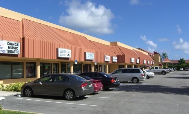 More Photos Of 4152-4230 Blue Heron Blvd W, Riviera Beach Medical For Sale