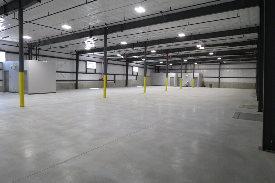 More Photos Of 50 June St, Leominster Industrial For Lease