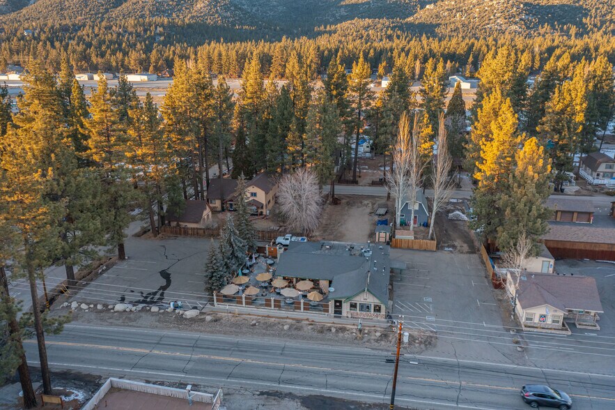 More Photos Of 337 W Big Bear Blvd, Big Bear City Restaurant For Sale