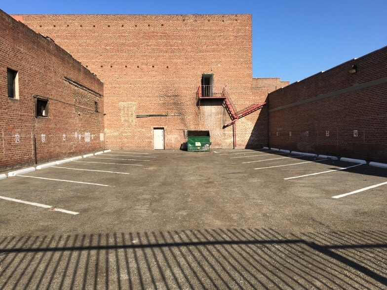 More Photos Of 28 S American St, Stockton Apartments For Sale