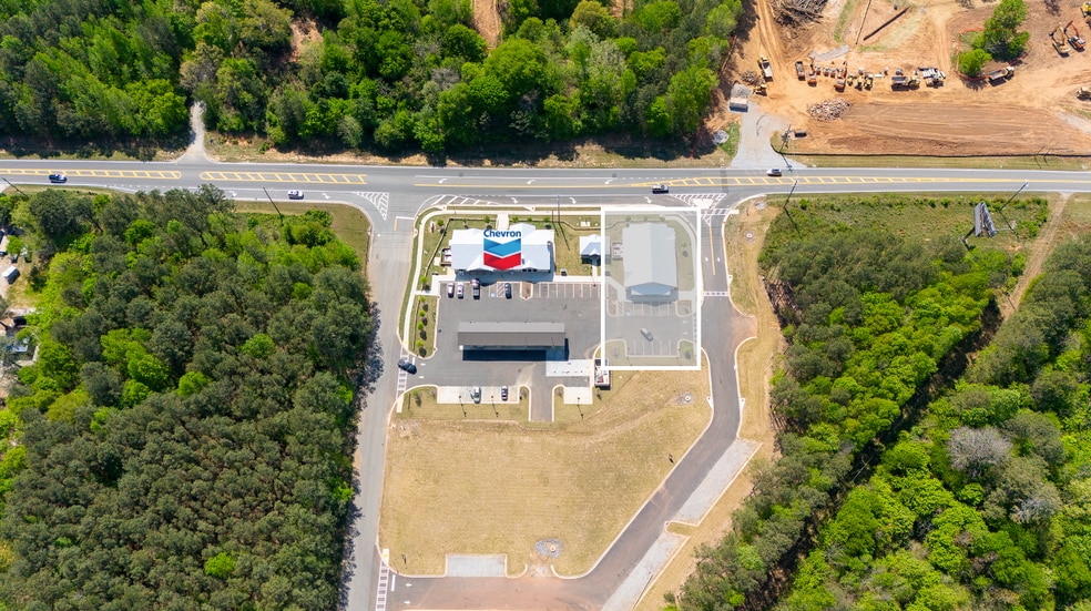 More Photos Of 13625 Arnold Mill Rd rd, Roswell General Retail For Lease