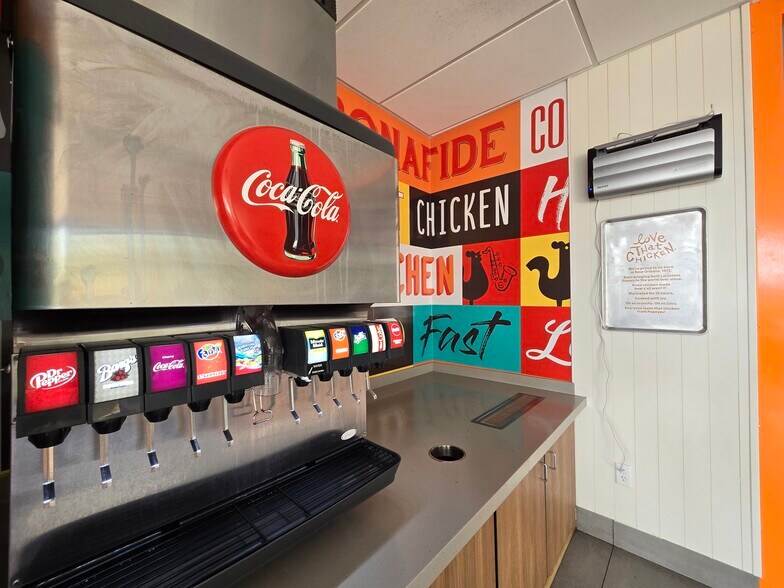 More Photos Of 200 Green Way, Keystone Heights Fast Food For Lease