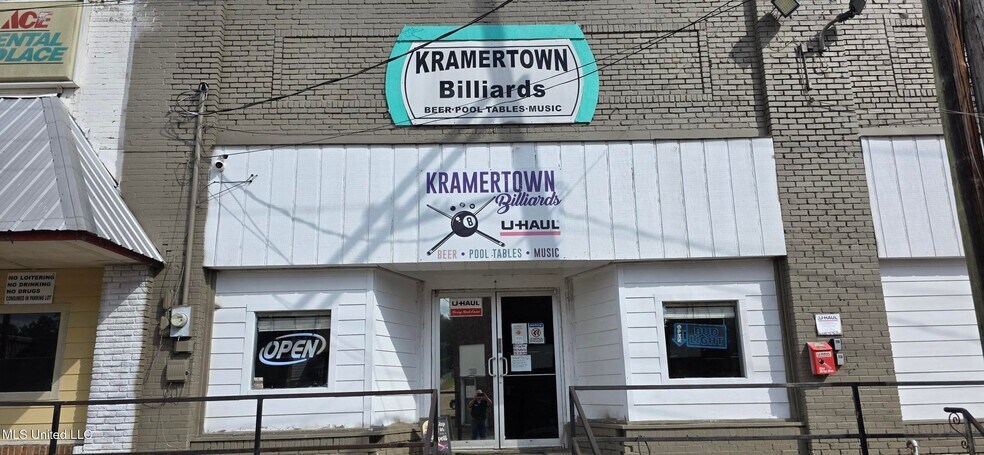 Primary Photo Of 601b S Railroad Blvd, Mccomb General Retail For Sale