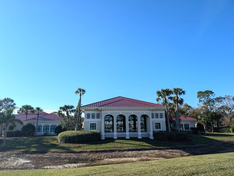 More Photos Of 1991 74th Ave, Vero Beach Office For Lease