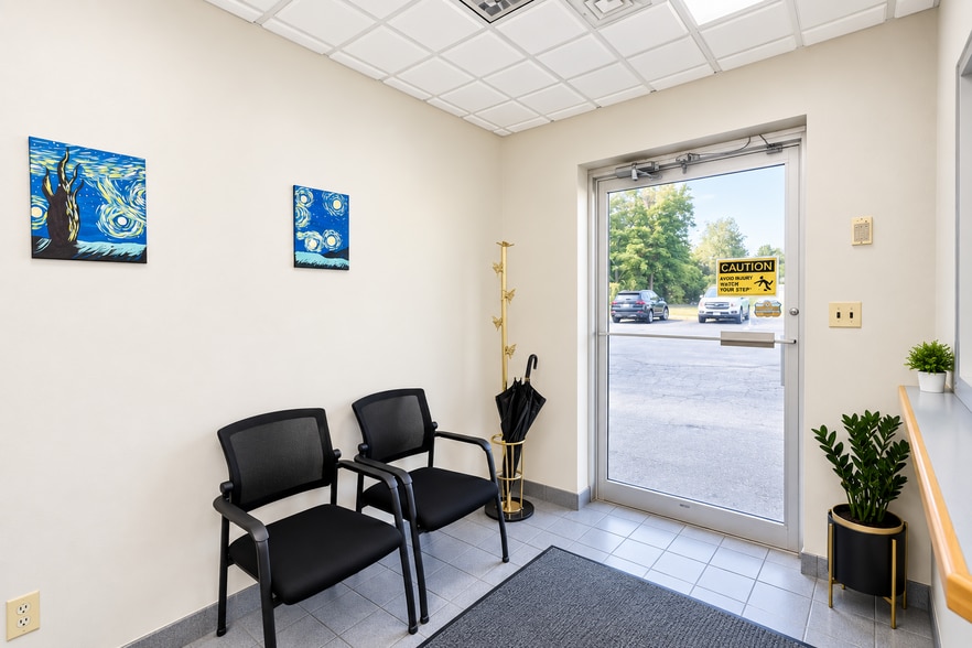 More Photos Of 21 Mainline Dr, Westfield Warehouse For Sale