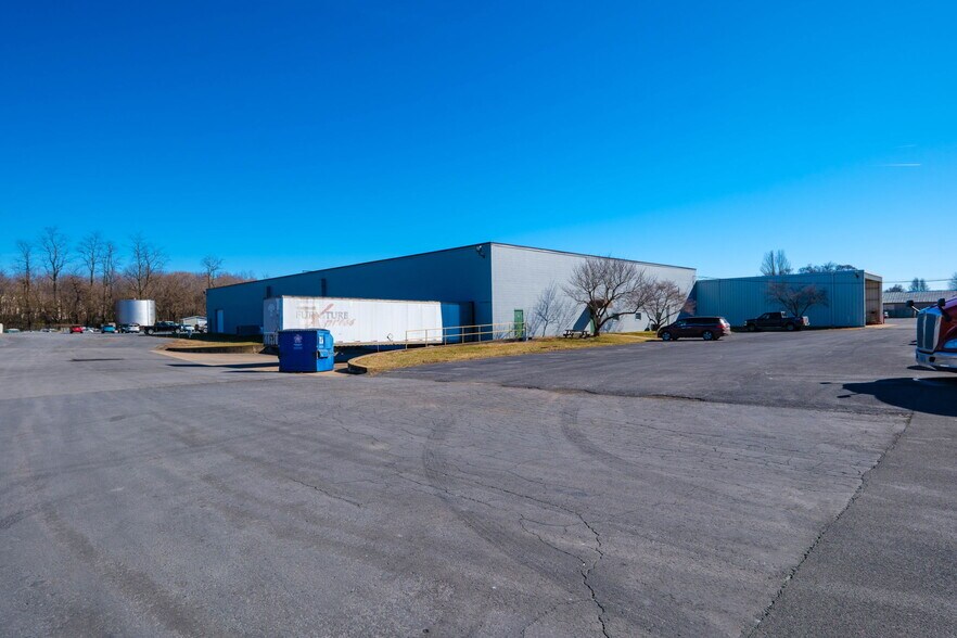 More Photos Of 213 Dry River Rd, Bridgewater Manufacturing For Lease