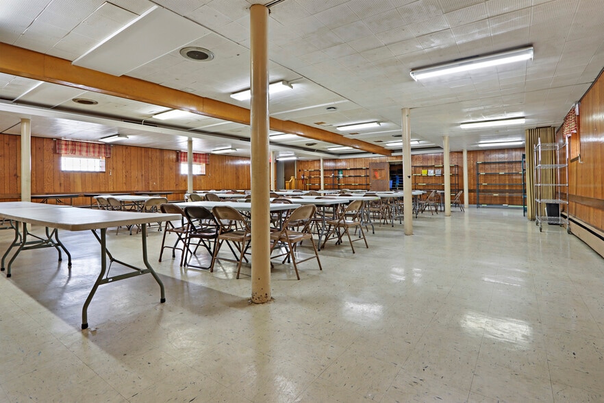 More Photos Of 2006 60th St, Kenosha Religious Facility For Sale