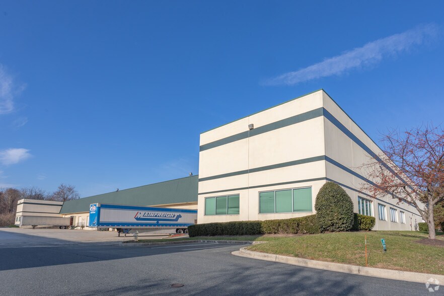 More Photos Of 2206 Lakeside Blvd, Edgewood Warehouse For Lease