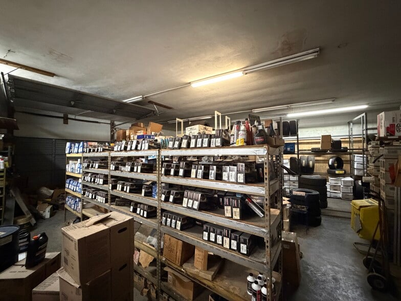 More Photos Of , Fort Lauderdale General Retail For Sale