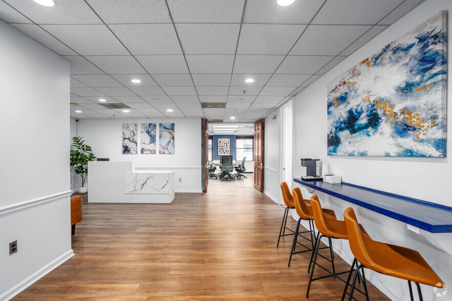 More Photos Of 121 S Broad St, Philadelphia Coworking Space