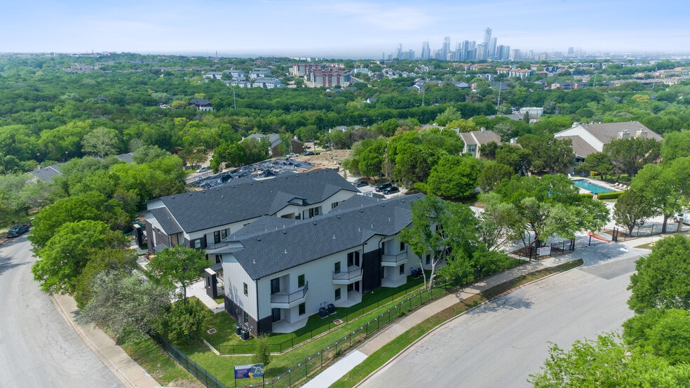 More Photos Of 2450 Wickersham Ln, Austin Apartments For Sale