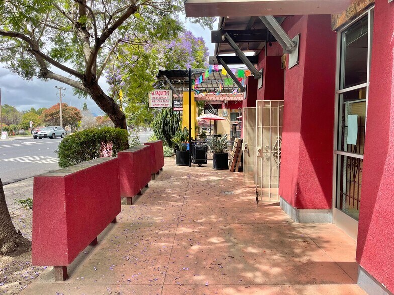 More Photos Of 213-217 W Winton Ave, Hayward Storefront For Lease
