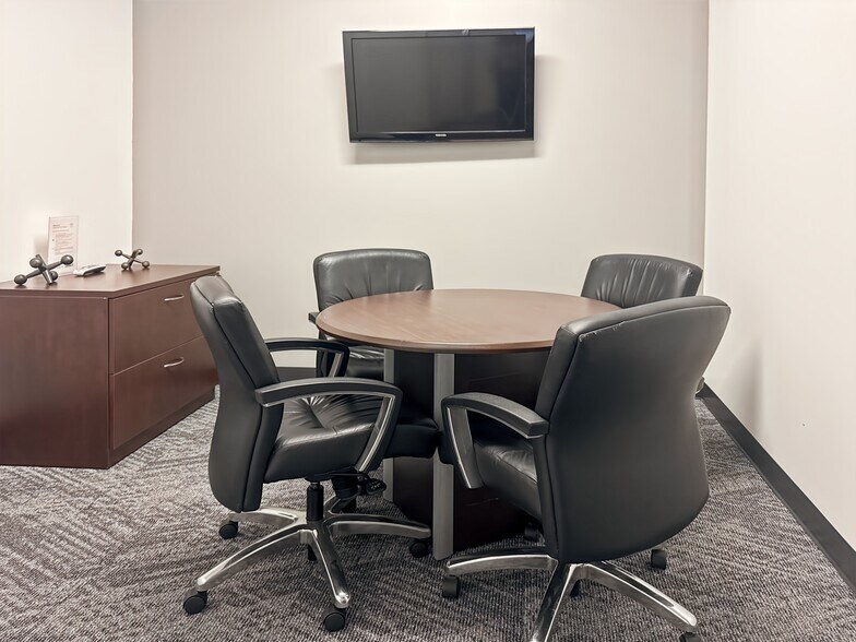 More Photos Of 2245 Texas Dr, Sugar Land Coworking Space