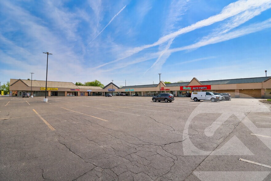 Primary Photo Of 27425-27565 Michigan Ave, Inkster Storefront For Lease