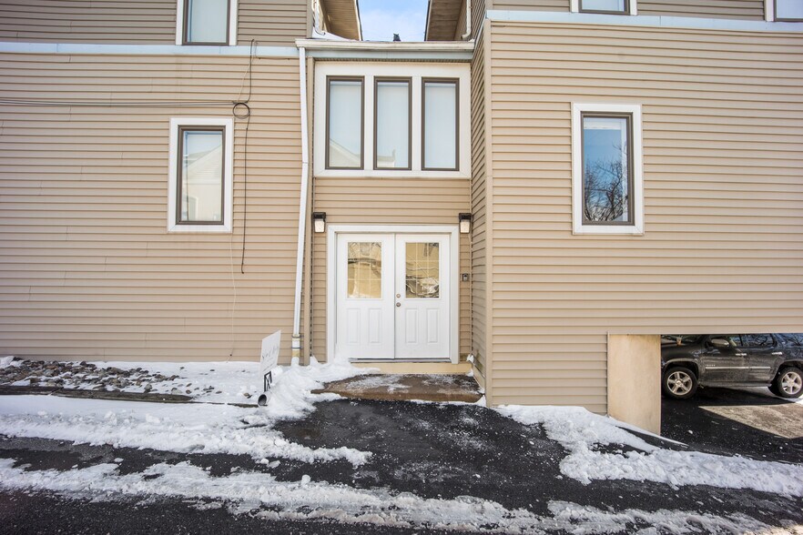 More Photos Of 538 Street Rd, Southampton Office For Lease
