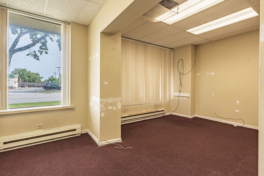 More Photos Of 1219 Ogden Ave, Downers Grove Office For Sale