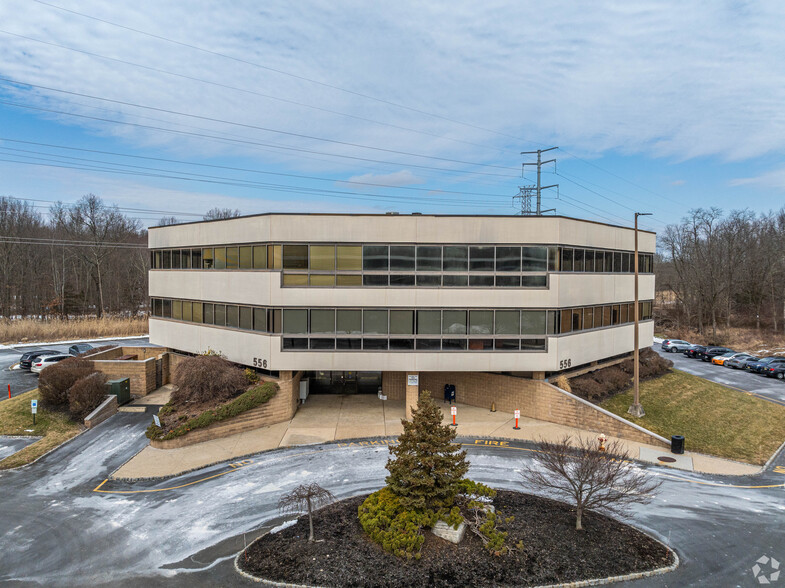 Primary Photo Of 556 Eagle Rock Ave, Roseland Medical For Lease