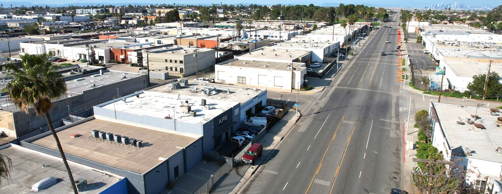 More Photos Of 13115 S Broadway, Los Angeles Warehouse For Sale