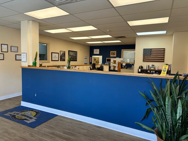 More Photos Of 124 Sheridan Ave, Albany Manufacturing For Sale