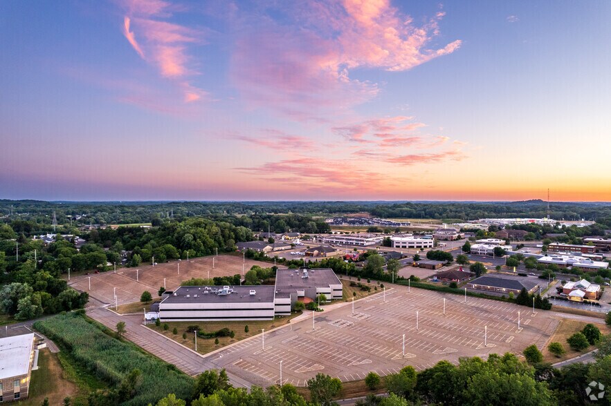 Primary Photo Of 4500 Munson St, Canton Office For Lease