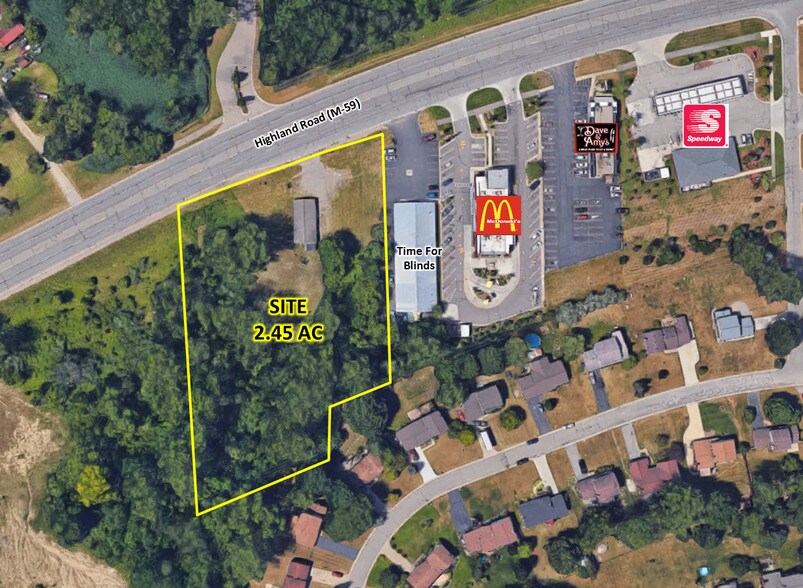 More Photos Of 9669 Highland Rd, White Lake Freestanding For Sale