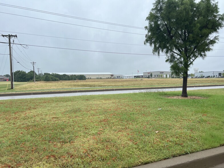 More Photos Of Hundred Oaks (Lots 1A 1B 1C), Edmond Land For Sale