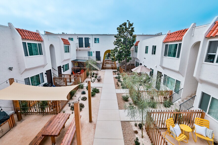 More Photos Of 330 S Horne St, Oceanside Apartments For Sale