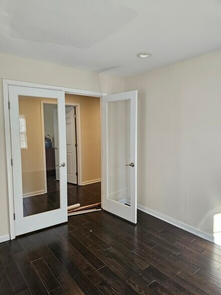 More Photos Of 27 S Royal Ave, Front Royal Medical For Lease